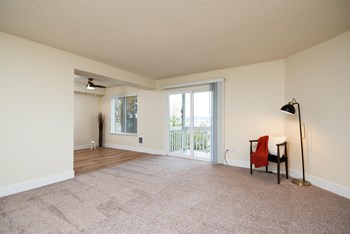 Caldera at Sunnybrook | Summit Premier Living Room - Photo Gallery 6