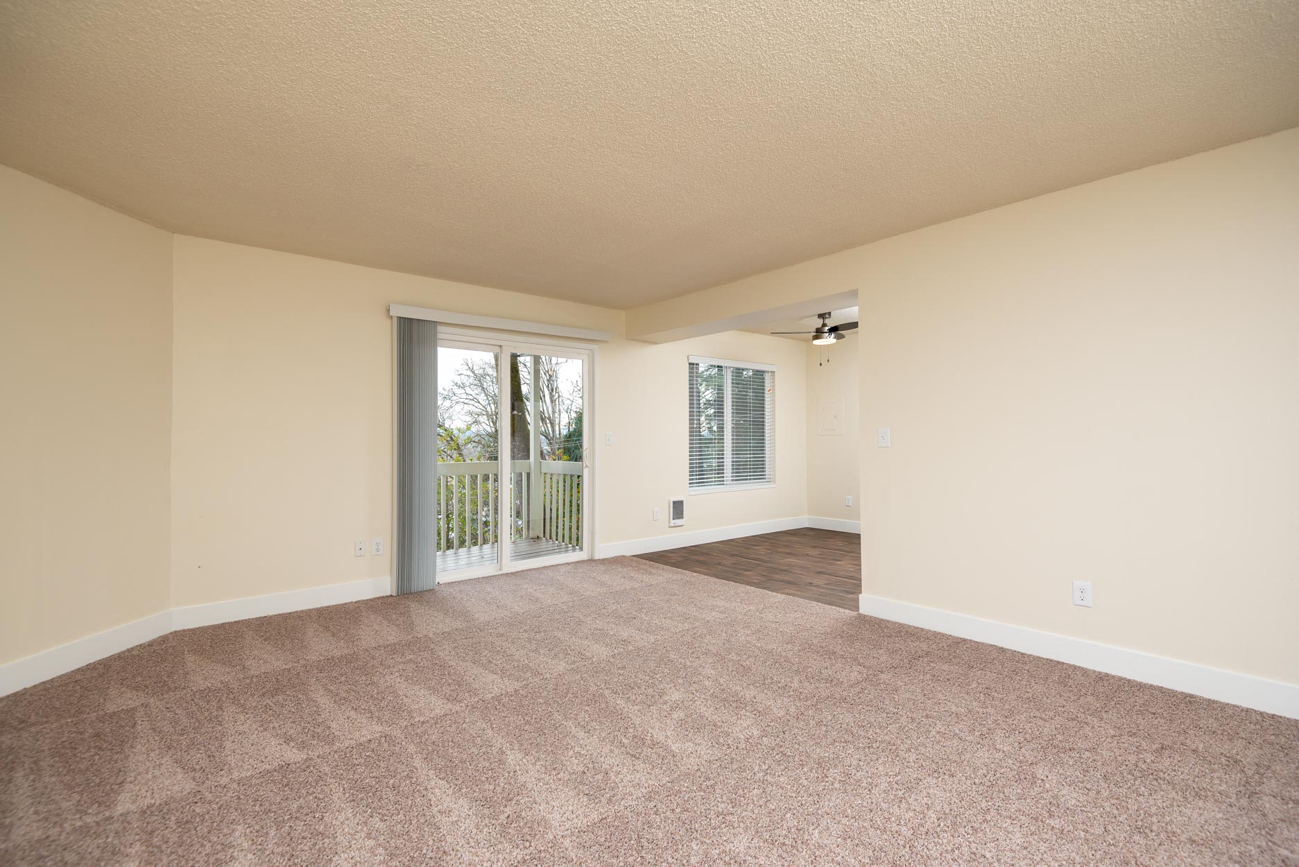 Caldera at Sunnybrook | Summit Standard Living Room