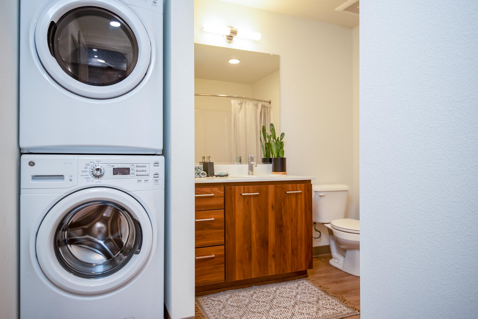 Windsor at Amberglen Apartments | Laundry