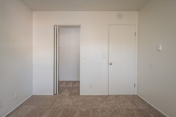 Roberts Landing| Bedroom - Photo Gallery 6