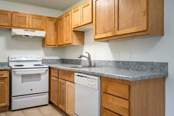 Roberts Landing | Kitchen - Photo Gallery 2
