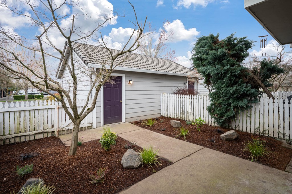 Village at Main Street | 2x2 Exterior