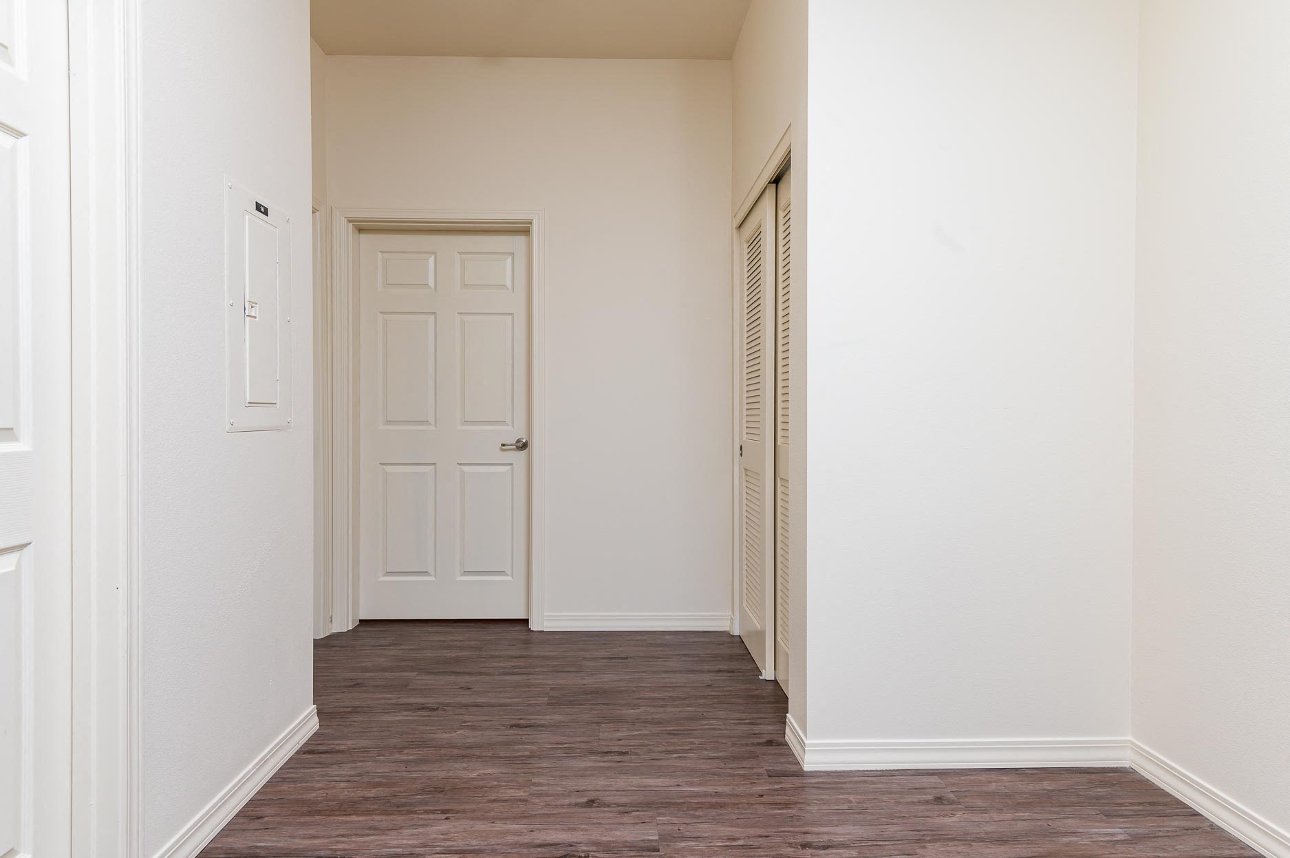 Midtown Apartments | Vancouver, WA | Hallway
