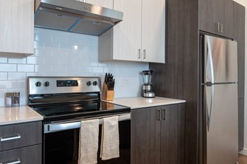 The Gordon Lofts | Kitchen | 2 Bedroom Apartment The Gordon Lofts | Kitchen | 2 Bedroom Apartment - Photo Gallery 2