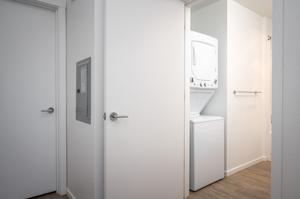 The Lenox | In Unit Washer and Dryer