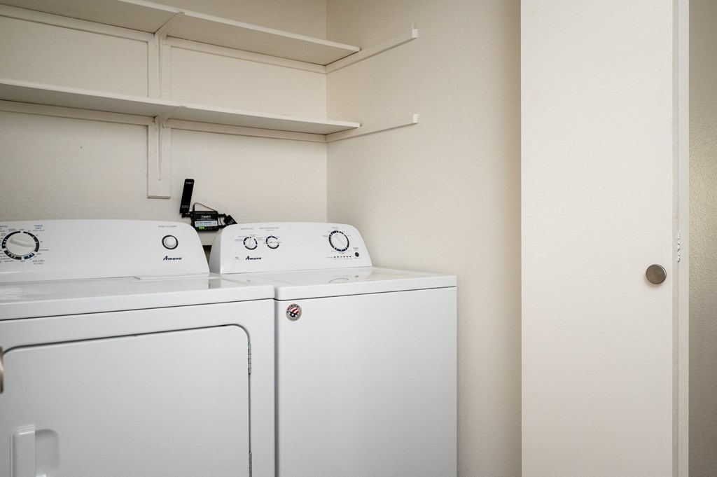 Park Creek Village | Washer and Dryer