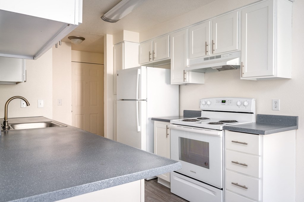 Park Creek Village | Kitchen