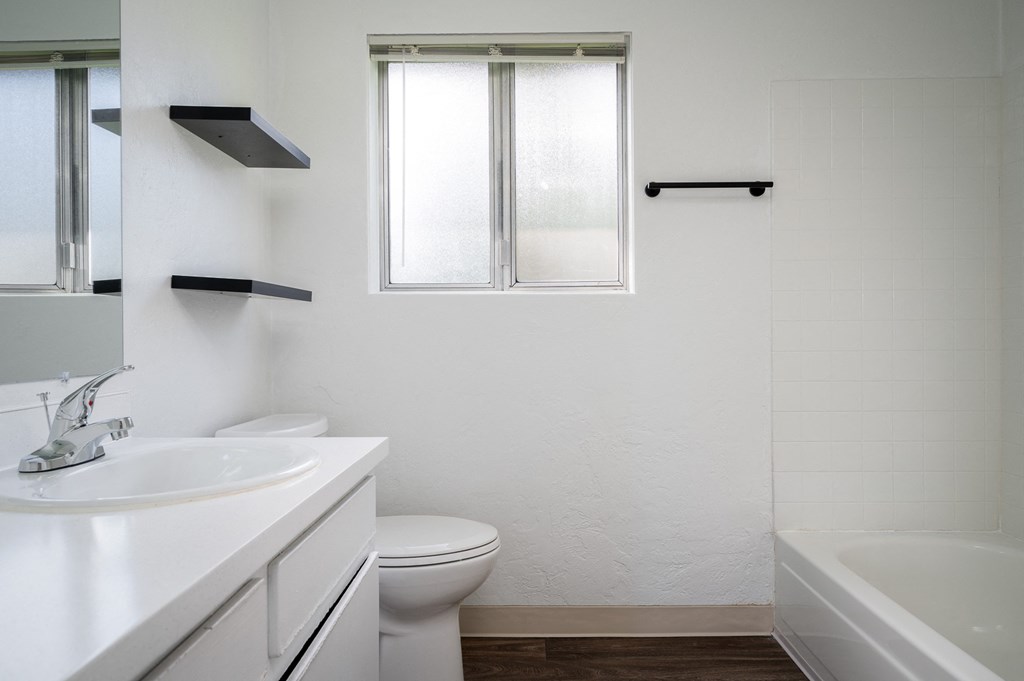 Pacific Park | Bathroom