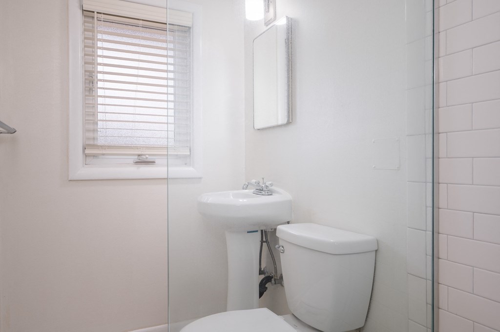 Clinton Court| Bathroom with Standing Shower