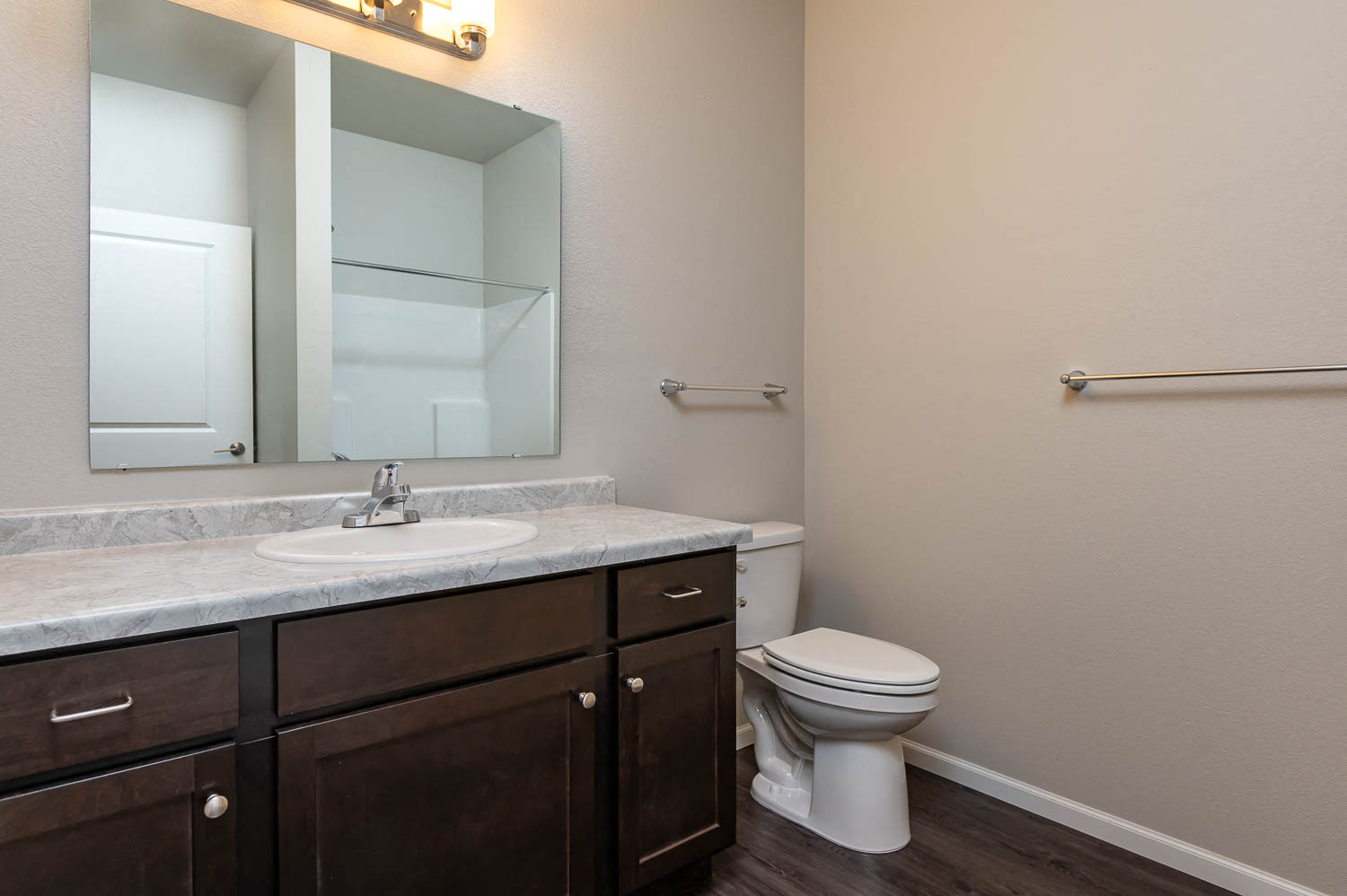 Port View Apartments | Bathroom