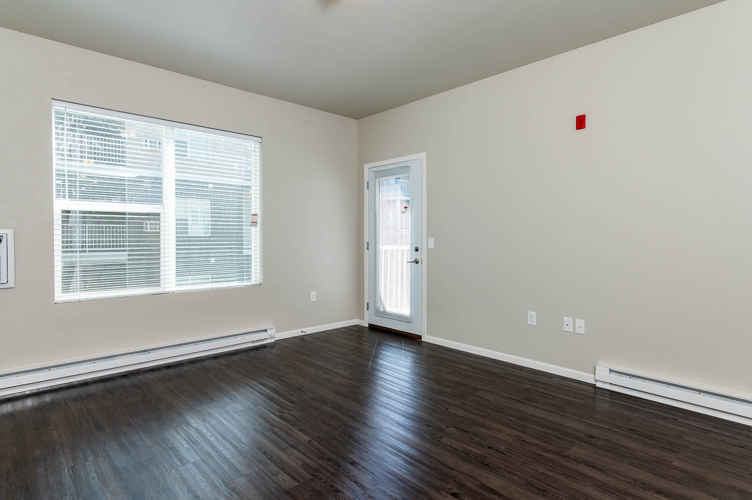 Port View Apartments | Spacious Living Room