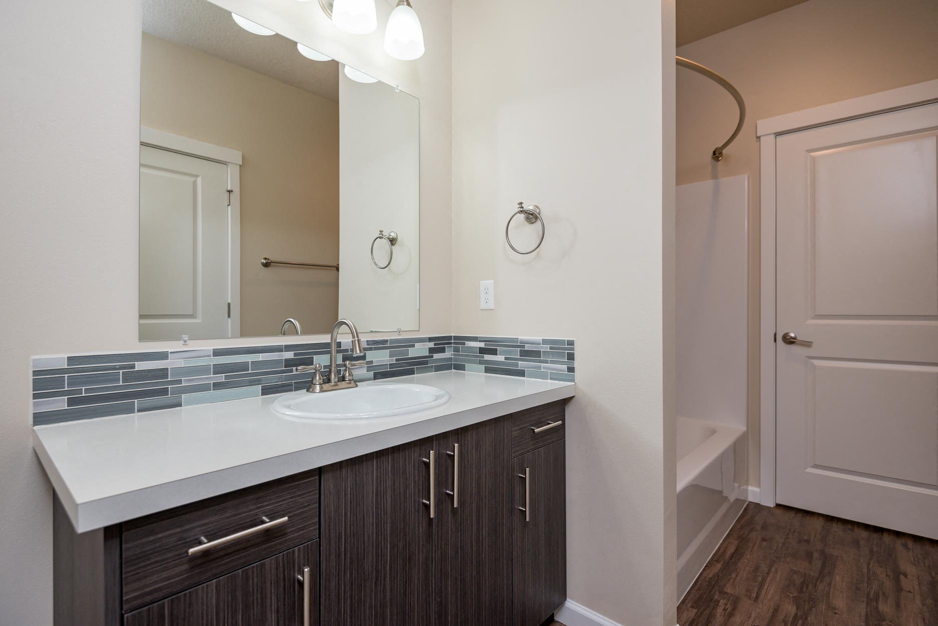 Claxter Park | Bathroom