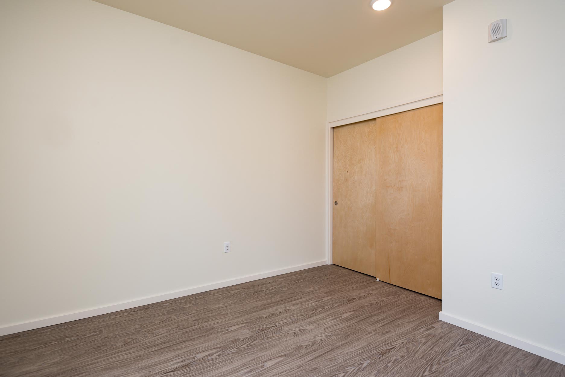 Slogan Apartments | Bedroom