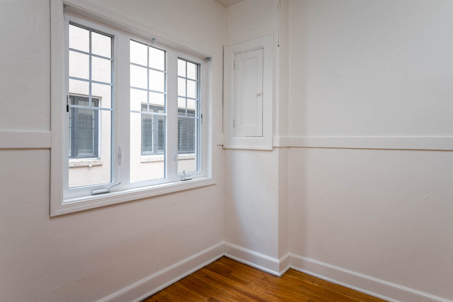 The Shannon | #307 Light Filled Windows