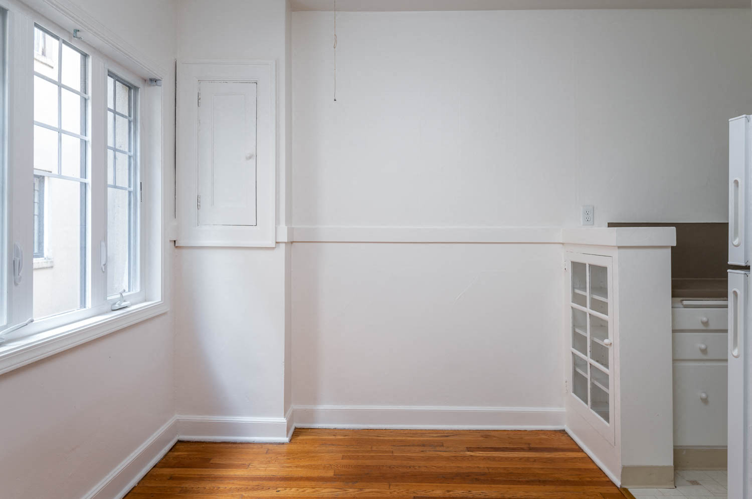 The Shannon | #307 Dining Room with Hardwood Floors, adjacent to Kitchen