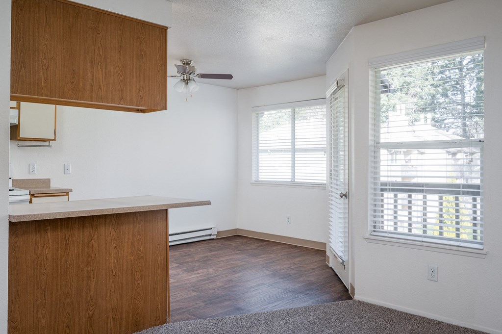 Park Creek Village | Interior