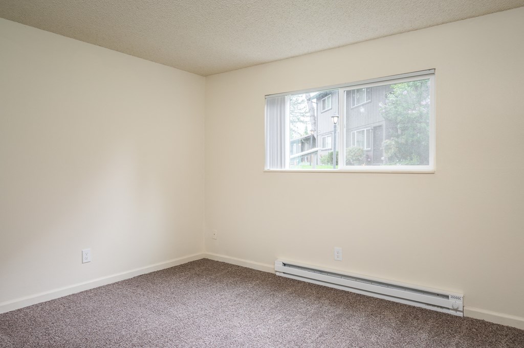 Scotsboro| Bedroom With Carpet