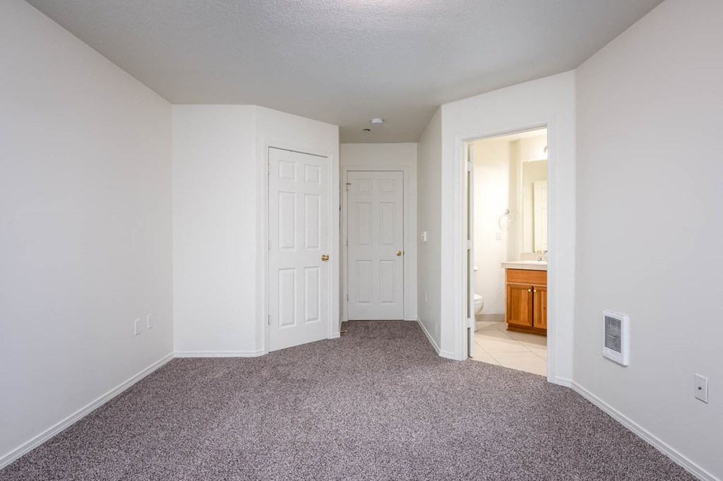 Village at Main Street | 2x2 Bedroom One Closet and Bathroom Entrance