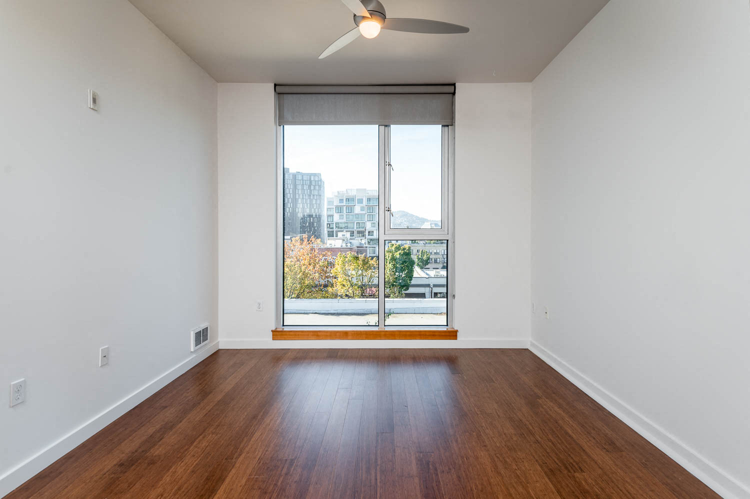 Central Eastside Lofts | Richmond Living Room
