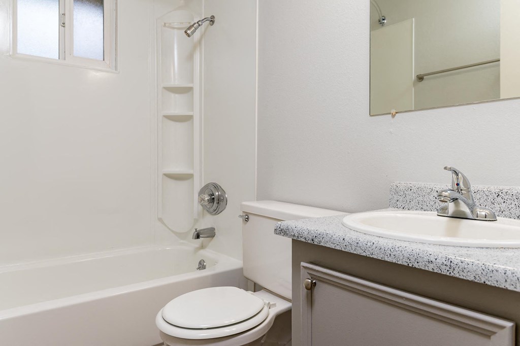 Tamaryn | Townhome A Bathroom