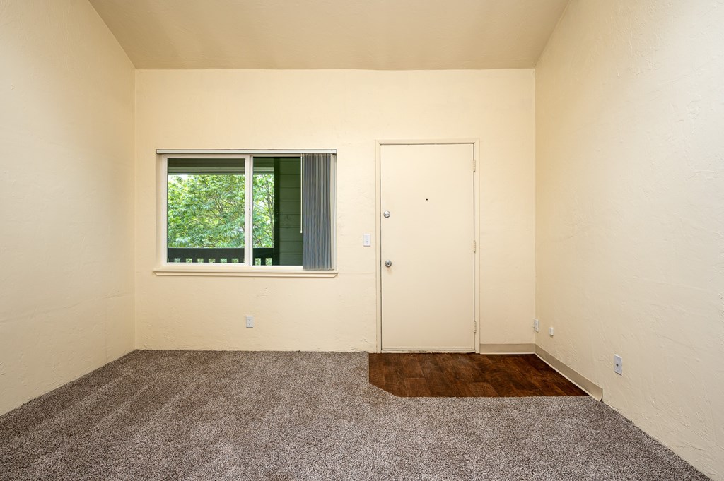 Broadway Center | Living Area