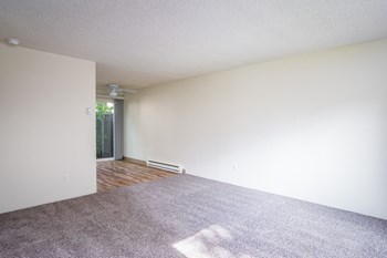 7661 SW 74th Avenue 2 Beds Apartment, Portland, Oregon for Rent - Photo Gallery 5