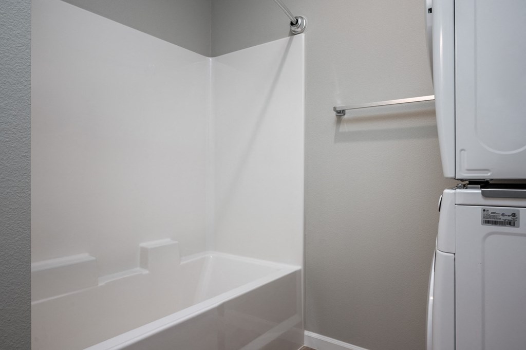 One Bedroom Bathroom