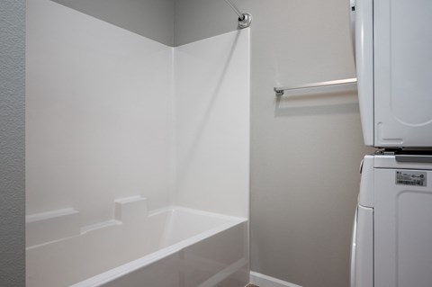 One Bedroom Bathroom