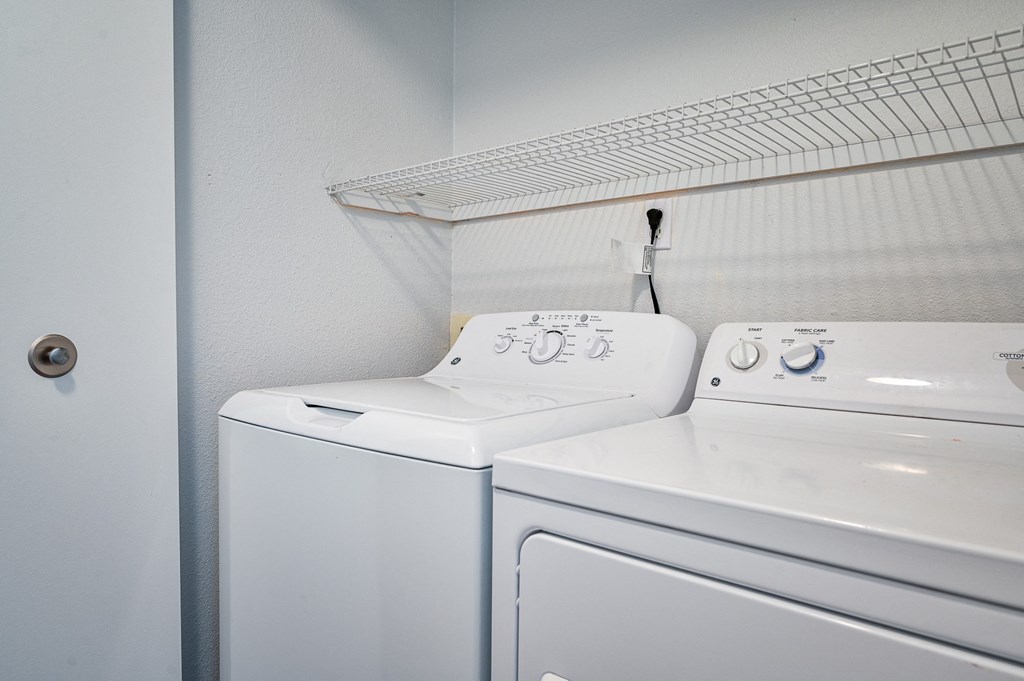 Riverwood Heights | Washer and Dryer