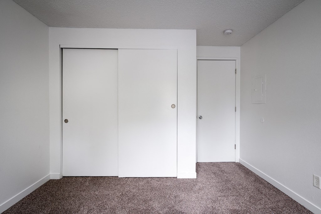 Riverwood Heights | Bedroom