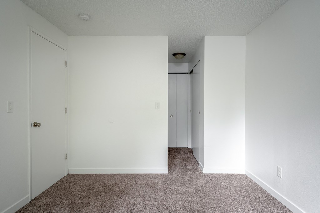 Riverwood Heights | Interior