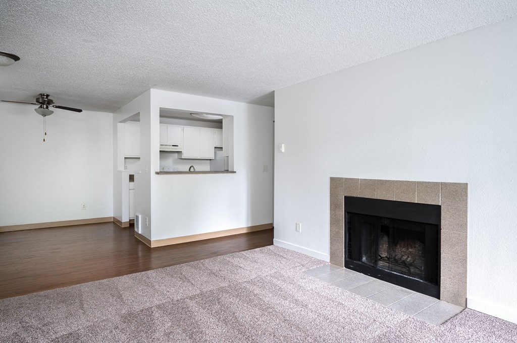 Riverwood Heights | Living Room