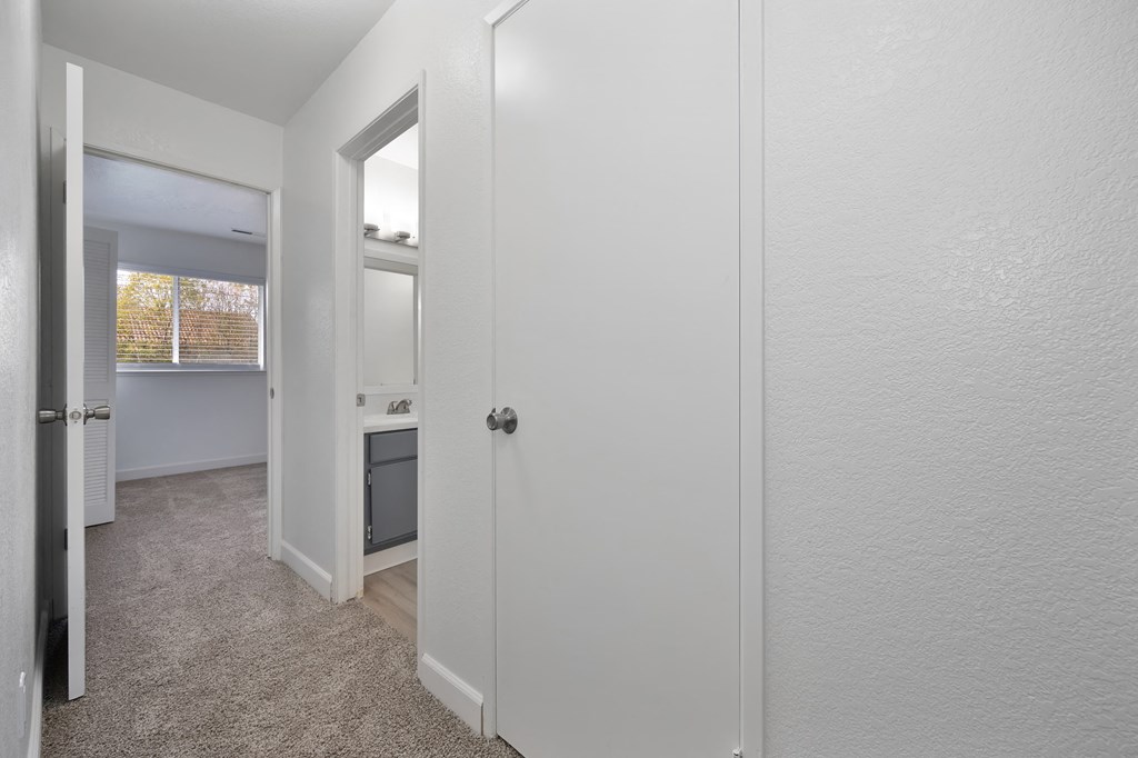 Townhomes at 201 | Interior