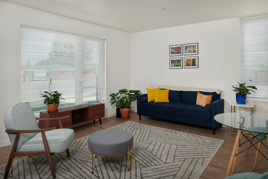 Douglas Grove | Living Room