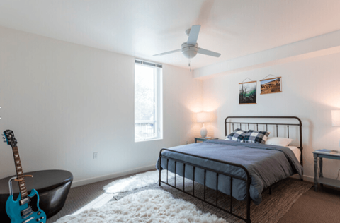 Douglas Grove | Bedroom