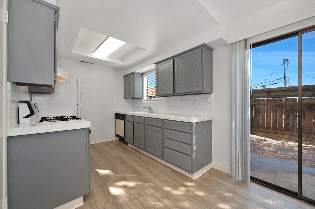 Townhomes at 201 | Kitchen