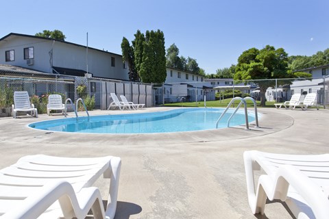 Townhouse Villas | Pool