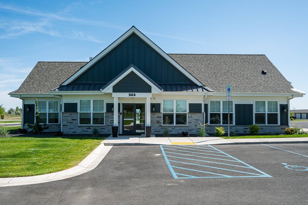 Tidewater Apartments | Exterior