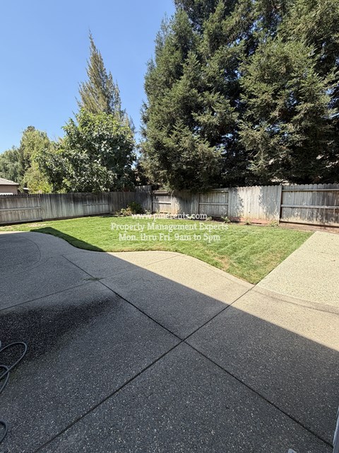 2531 Crestmore Circle 4 Beds Apartment for Rent