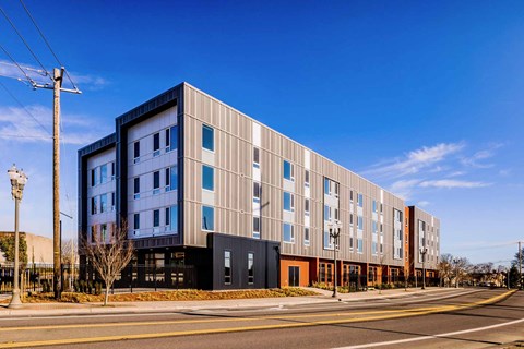 the building where the hotel is located