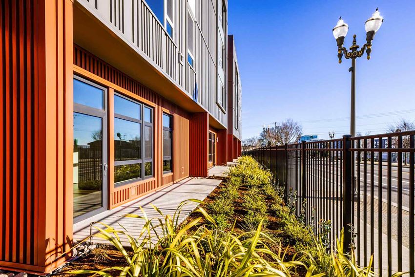 807 Jefferson Street Studio-2 Beds Apartment for Rent - Photo Gallery