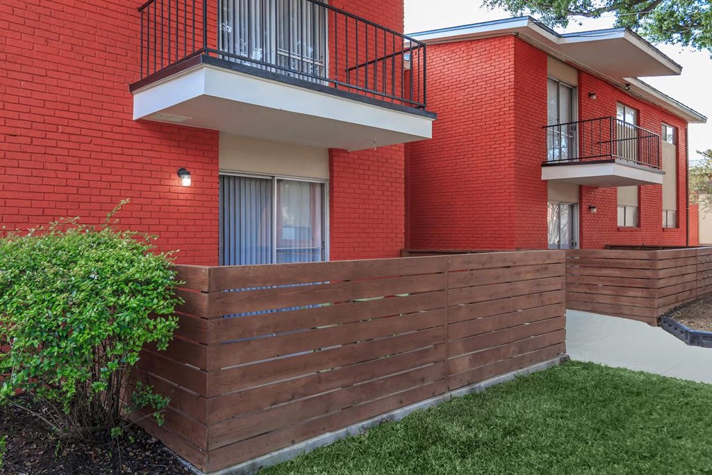 Backyard Space at Boston Woods Apartments, San Antonio TX, 78201