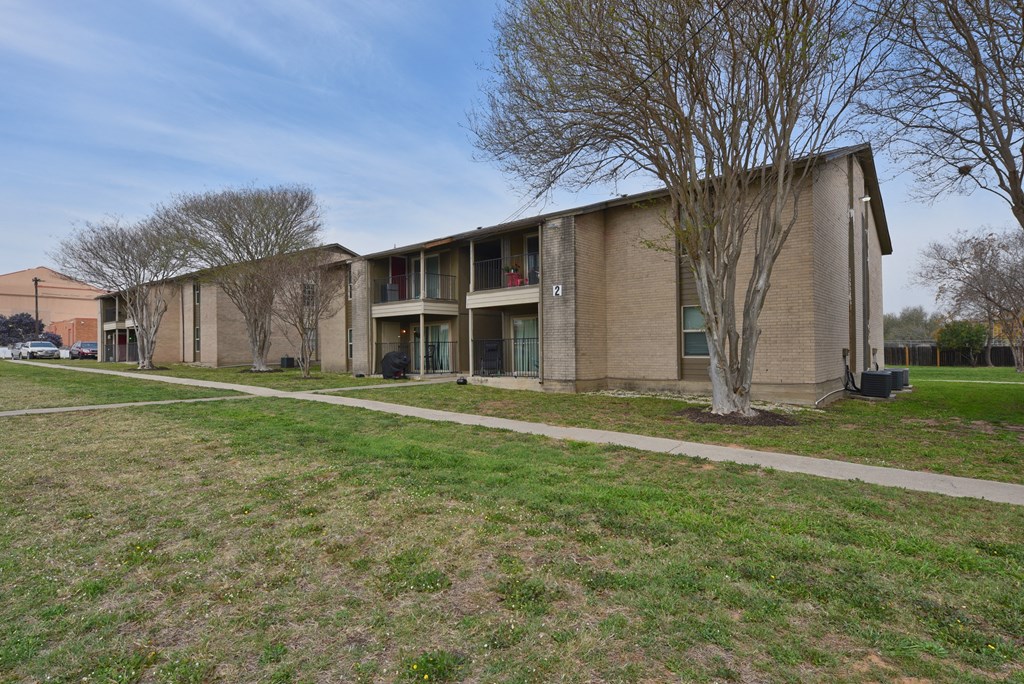 our apartments are located in the heart of a city at Eagle View Apartments, Pleasanton, Texas
