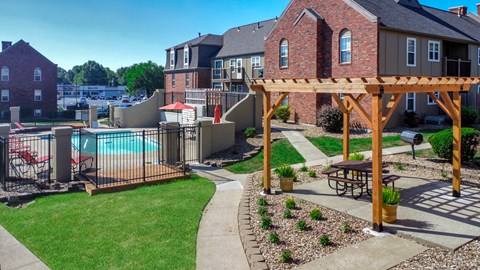large pool gladstone missouri apartment rental