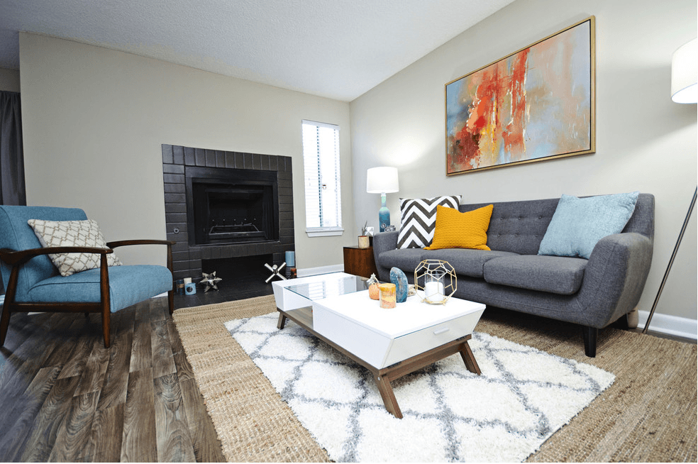 3500 The Vine Apartments in Peachtree Corners are newly renovated and combine contemporary on-site amenities with stylish one, two, and three-bedroom layouts for an all-inclusive experience.