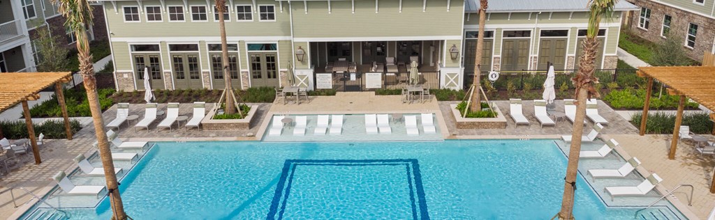 sparking community pool