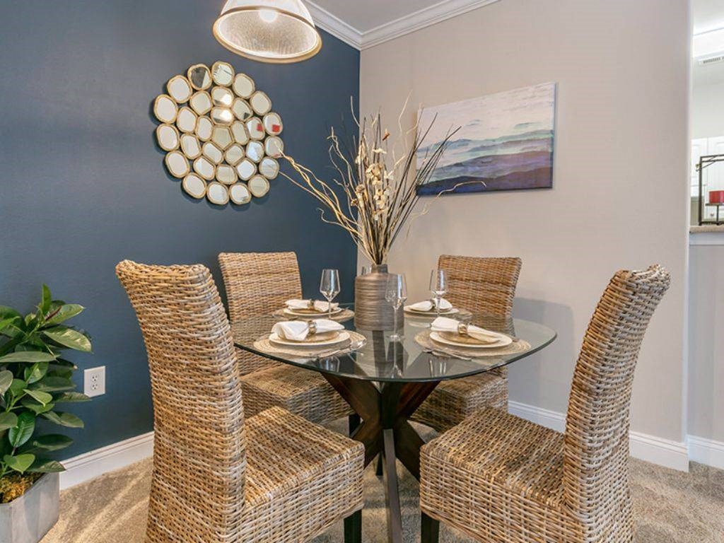 Brentmoor Apartment Homes in Raleigh/Durham offer a variety of signature floor plans, first-class amenities, and in-demand locations, convenient to schools, restaurants and major expressways. Take a tour of our model apartment available now in some of the Triangle's most popular areas, including Raleigh, Durham, Apex, Hillsborough, Holly Springs, Rolesville and Wake Forest.