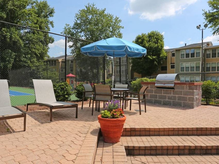 Chatsworth Apartment Homes, 4700 North Hill Parkway, Atlanta, GA RentCafe