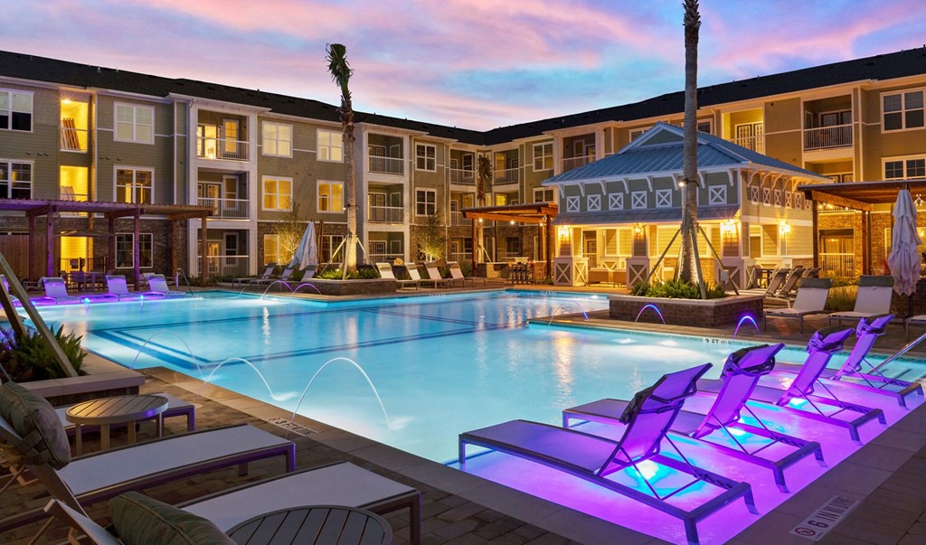 resort-style swimming pool