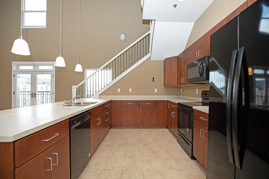 Midtown Lofts is a similar property to The Annex Of Bloomington located in Bloomington